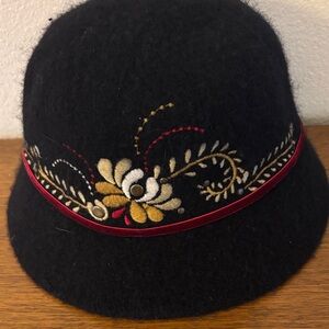 Icelandic Designs Wool Embroidered Cloche Hat